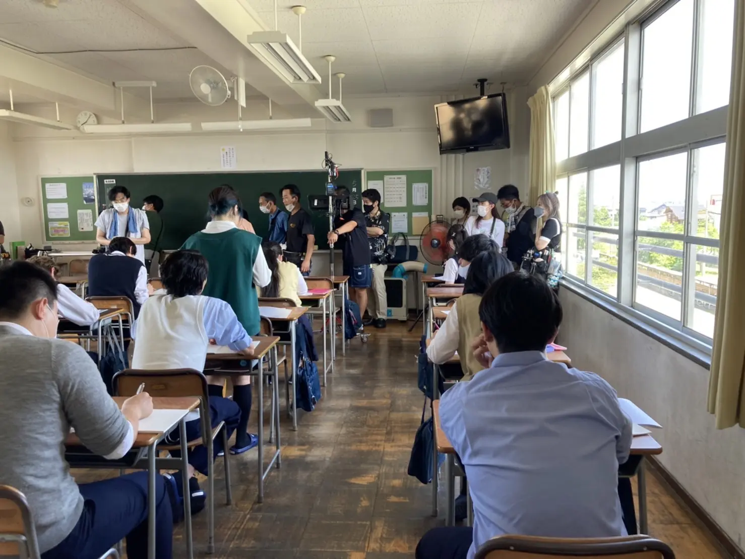 2人が通う学校-0