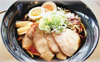 小矢部川サービスエリア上り線　フードコート「となみ野キッチン」／「ラーメン一心」監修の店舗-0