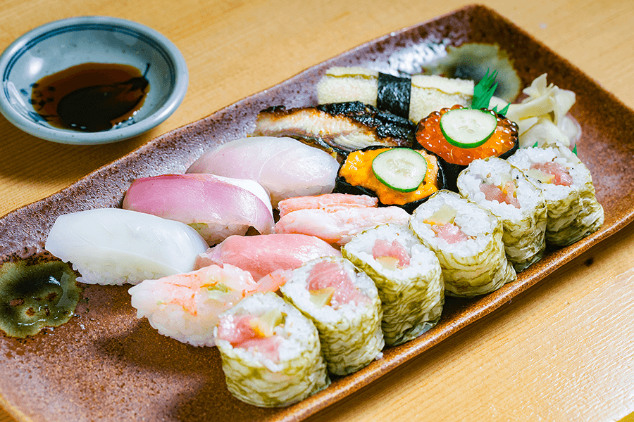 ビール、ワイン、日本酒。
氷見のお酒をめぐる-0