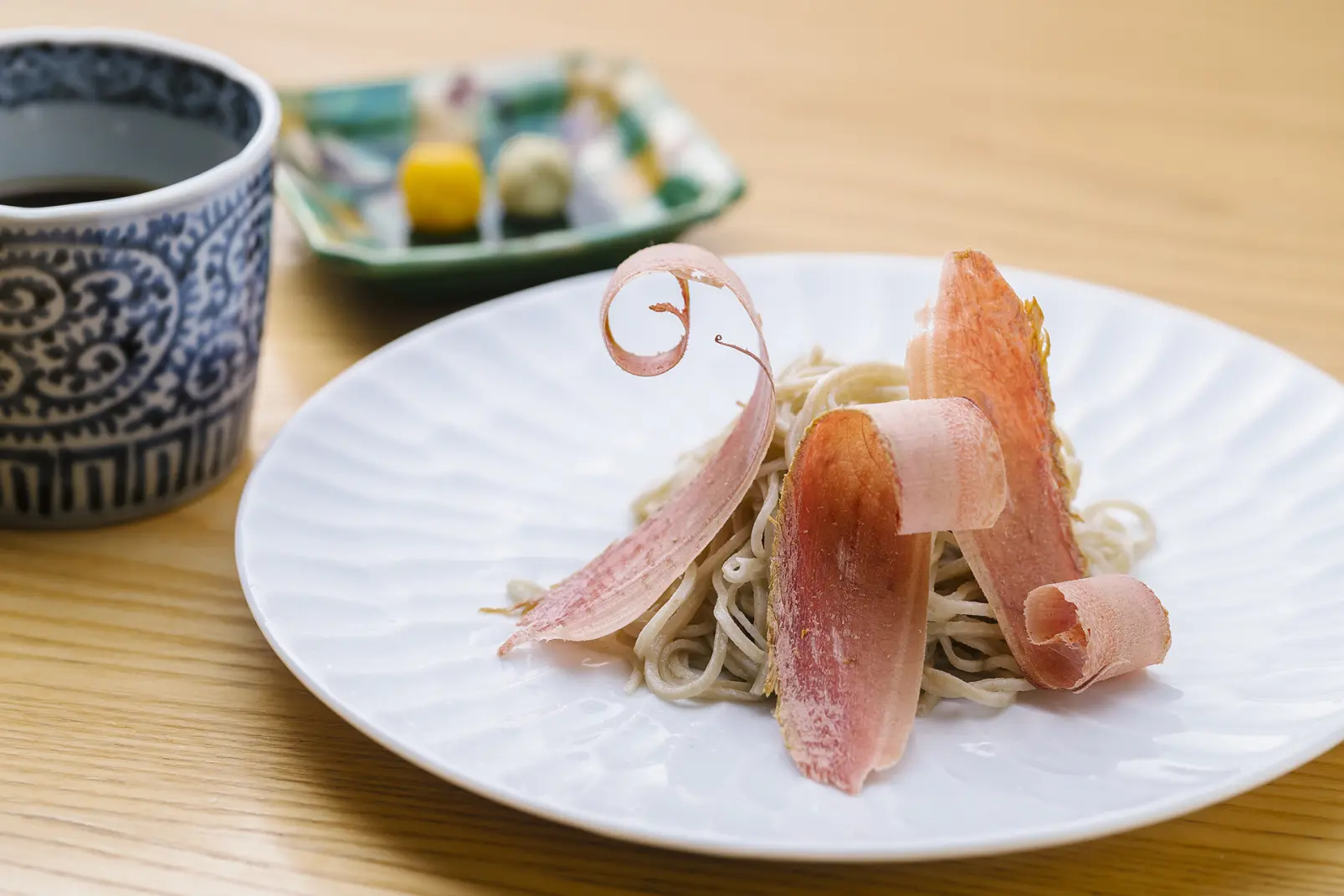 素材の魅力を生かした和食コースを味わう-3