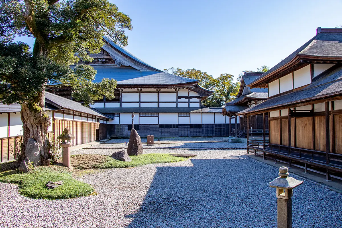 国宝 勝興寺-3