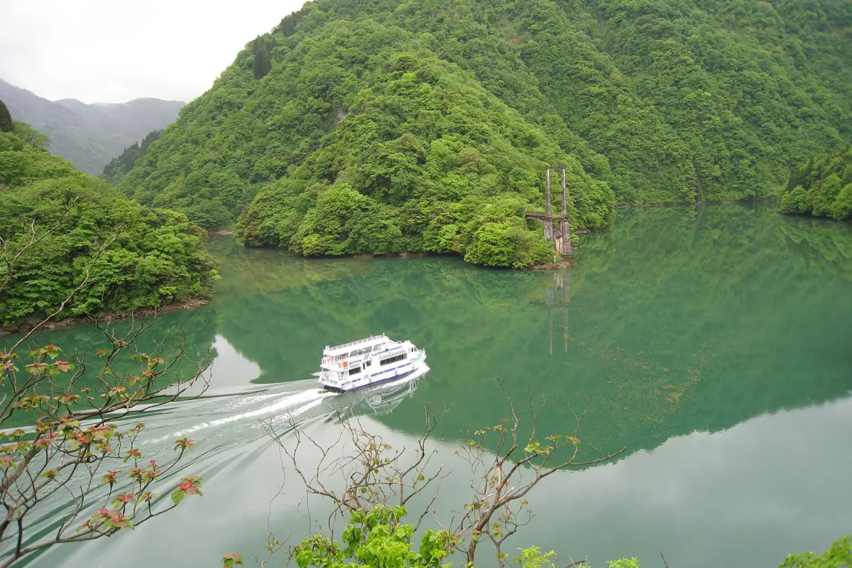 庄川峡遊覧船-0