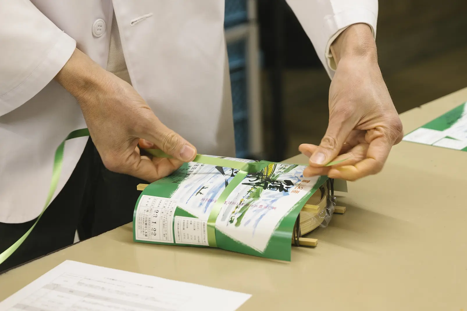 新味を次々と開発、富山らしい昆布入も［吉田屋鱒寿し本舗］-3