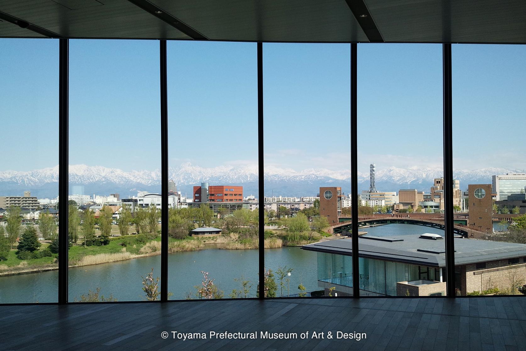 Toyama Prefectural Museum of Art and Design: A world-class museum with rooftop installations-4