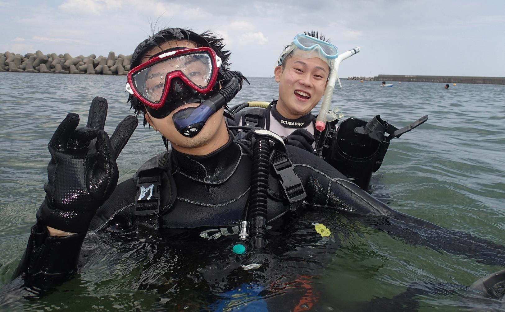 Scuba diving with up-close views of Toyama’s marine life-2