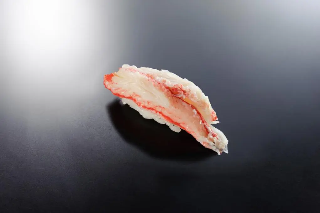 맛있는 이유③ 도야마의 생선을 사용하여 도야마의 제철을 표현한 초밥-1