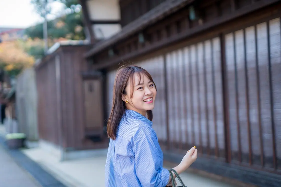 Visit the "Doshoya Baba Family," a shipping agent that made its fortune through the Kitamaebune trade.-0