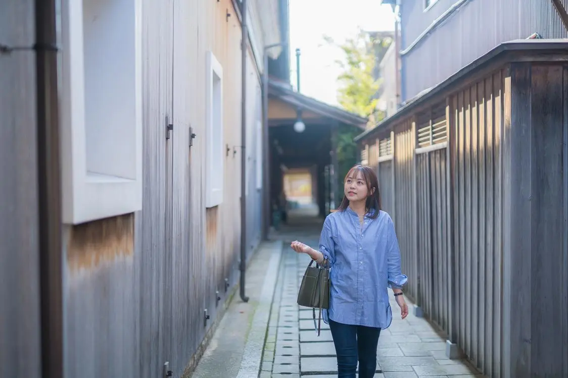 Head to Iwasehama Station on the Toyama Chiho Railway after Viewing Iwase-1