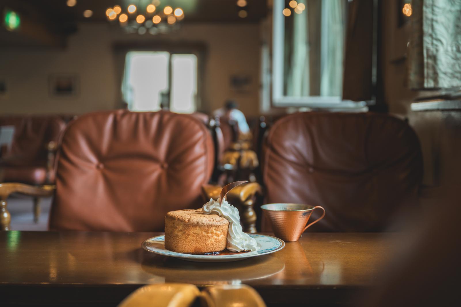 ティーラウンジ りんどう（ホテル立山内）-0