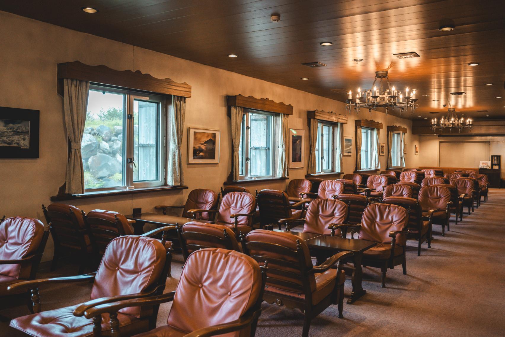 ティーラウンジ りんどう（ホテル立山内）-1