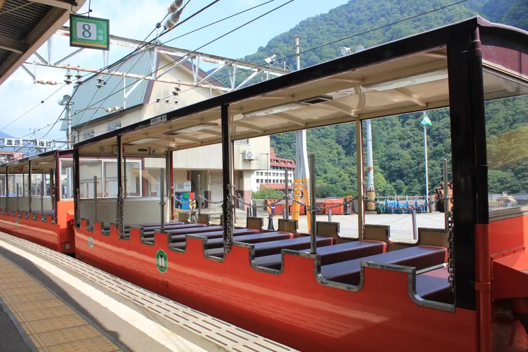 รถไฟโทโรโกะ บนเส้นทางธรรมชาติอันอุดมสมบูรณ์-0
