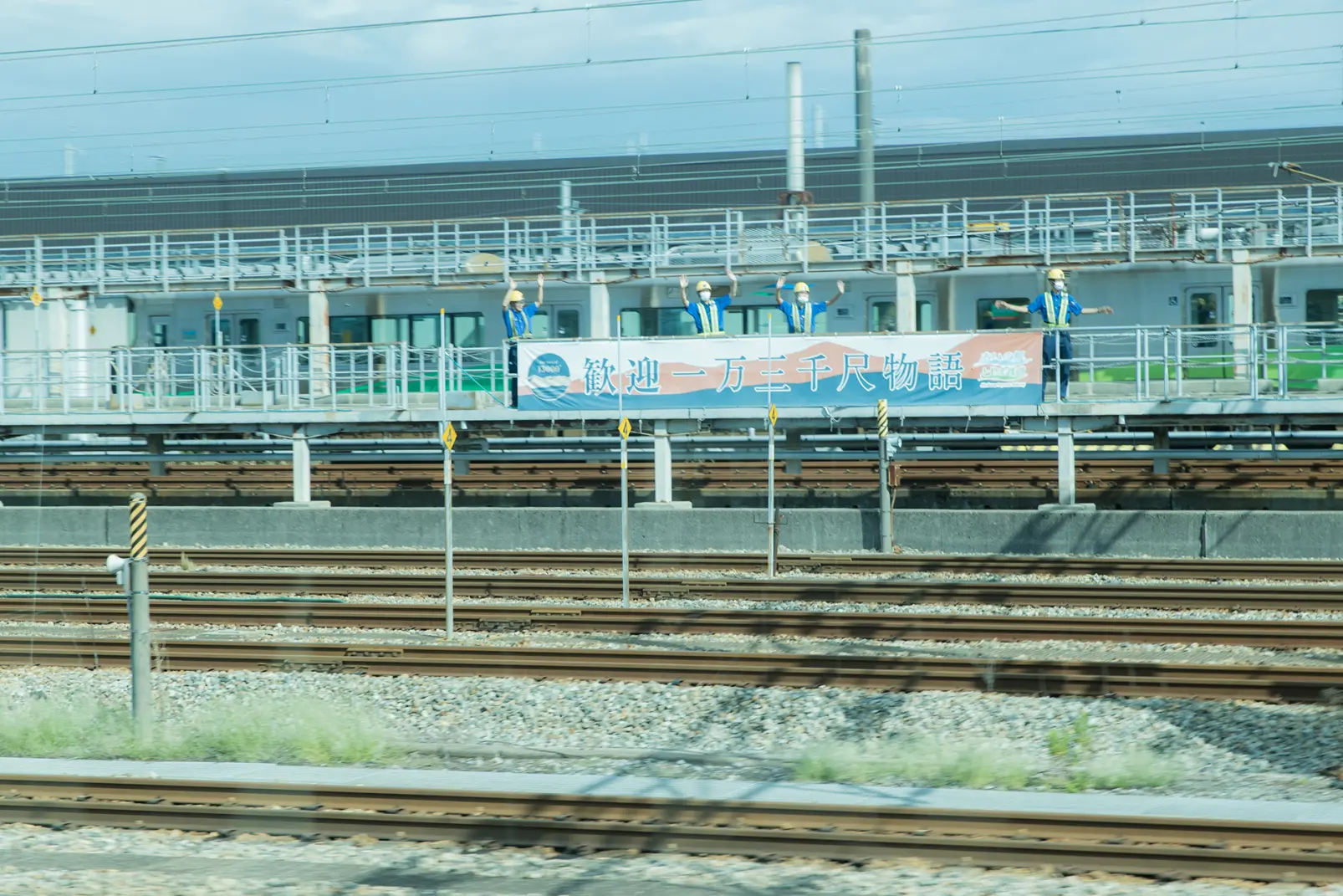 車窓から富山の景色を満喫-4