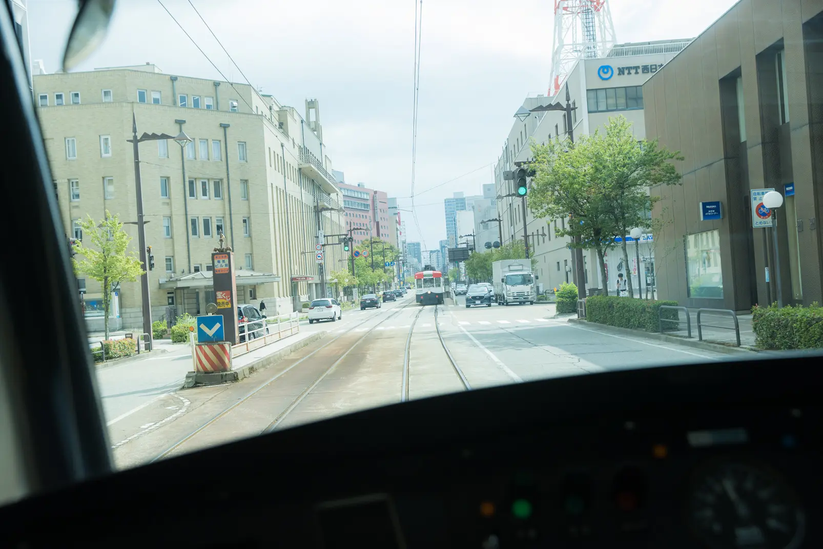 中町駅から路面電車で富山駅へ向かう-3