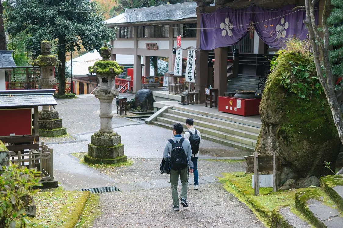 Arriving at Oiwasan Nisseki-ji Temple, the Head Temple of the Shingon Sect of Buddhism-0