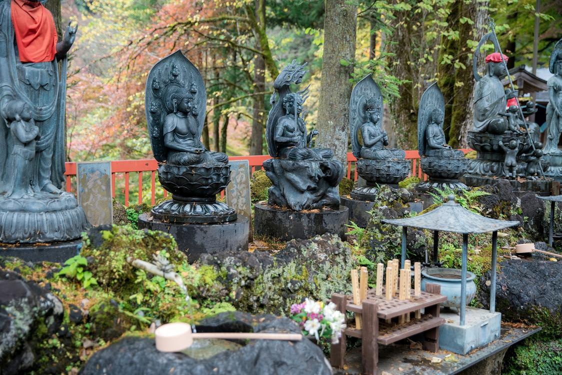 There are Many Other Attractions at Oiwasan Nisseki-ji Temple-2