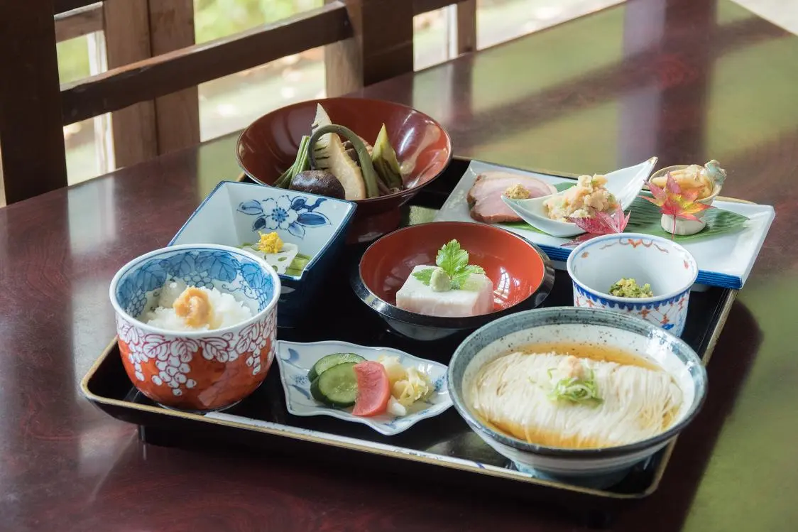 Taste Wild Vegetable Dishes Prepared with Time and Care at “Dangoya”-2