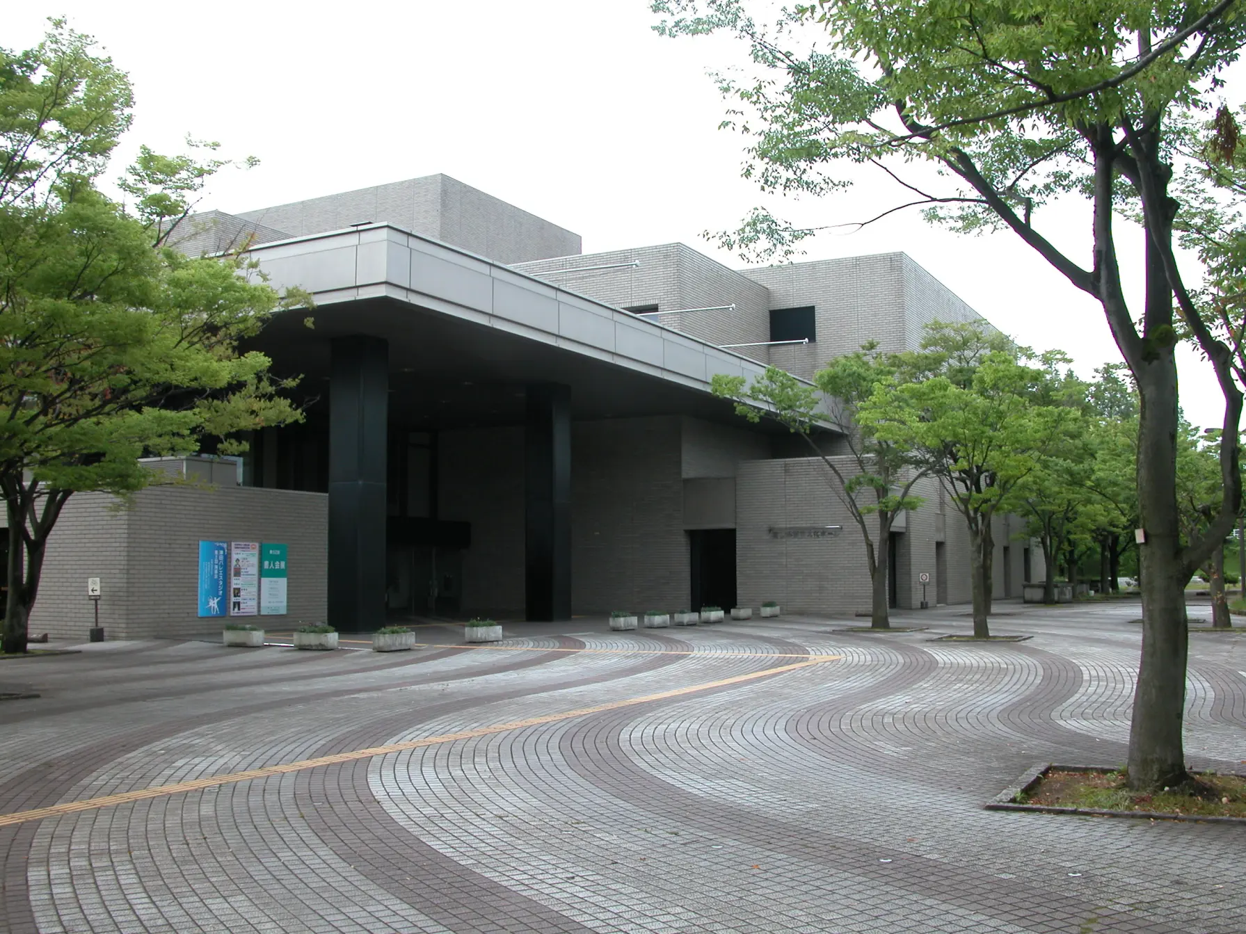 POINT2 多彩なコンベンション施設-3