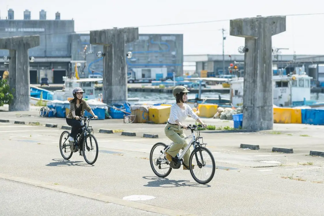 From the Himi Fishing Port to the Toyama Bay Cycling Route-6