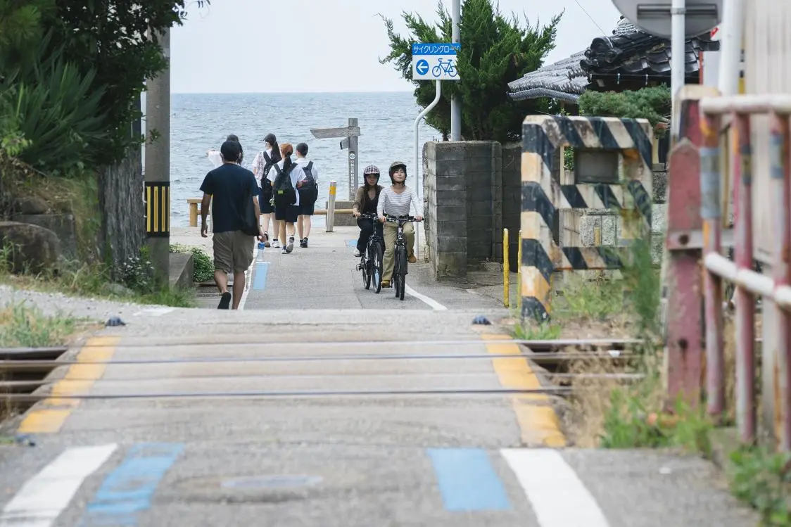 Feel the Local Way of Life Near Amaharashi Station-3