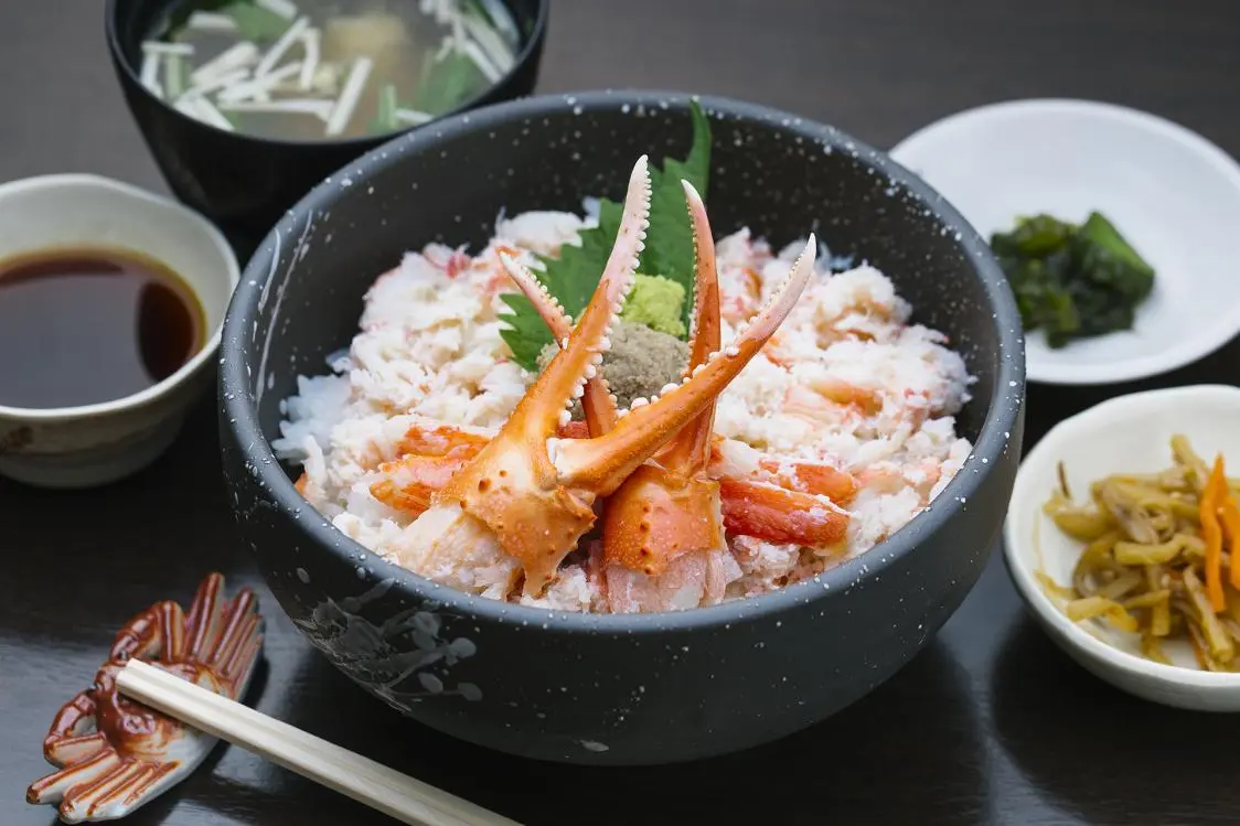 【도야마역・구로베 우나즈키 온천역】가이센쇼쿠도 기켄조(우미노에키 신키로)-0