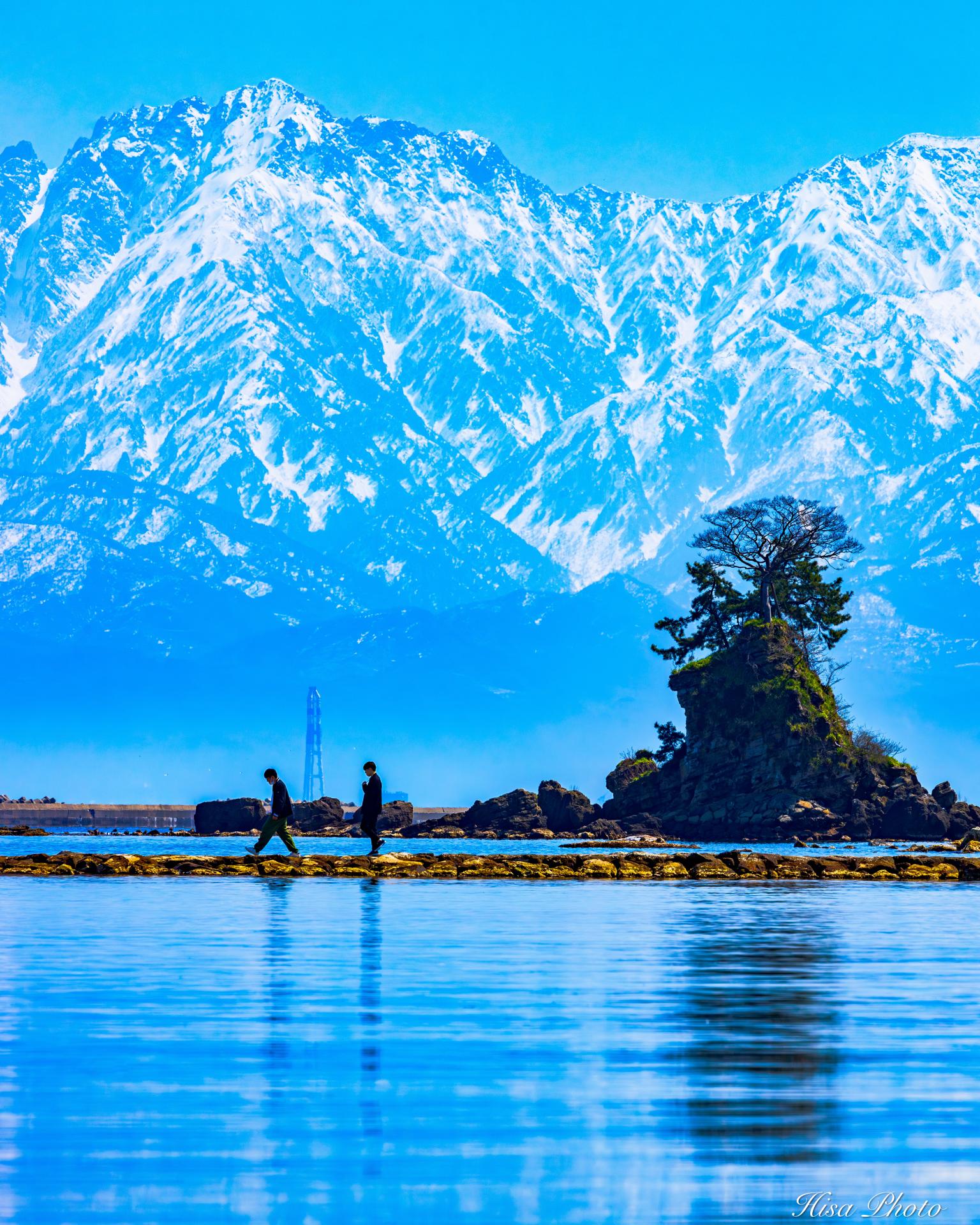雨晴海岸「海辺の散歩」-0