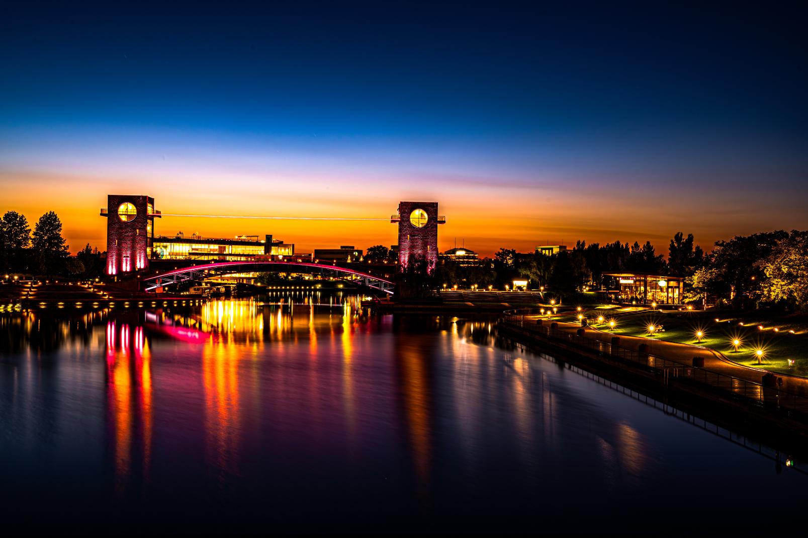 環水公園「素敵だね、富山の夕暮れ」-0