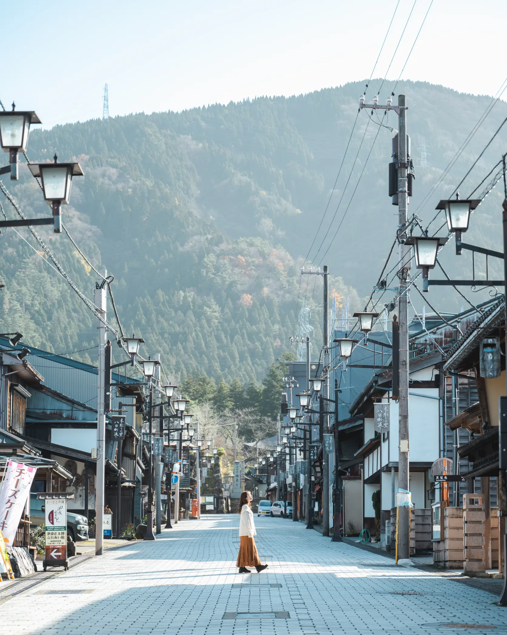 八日町通り（南砺市）-0