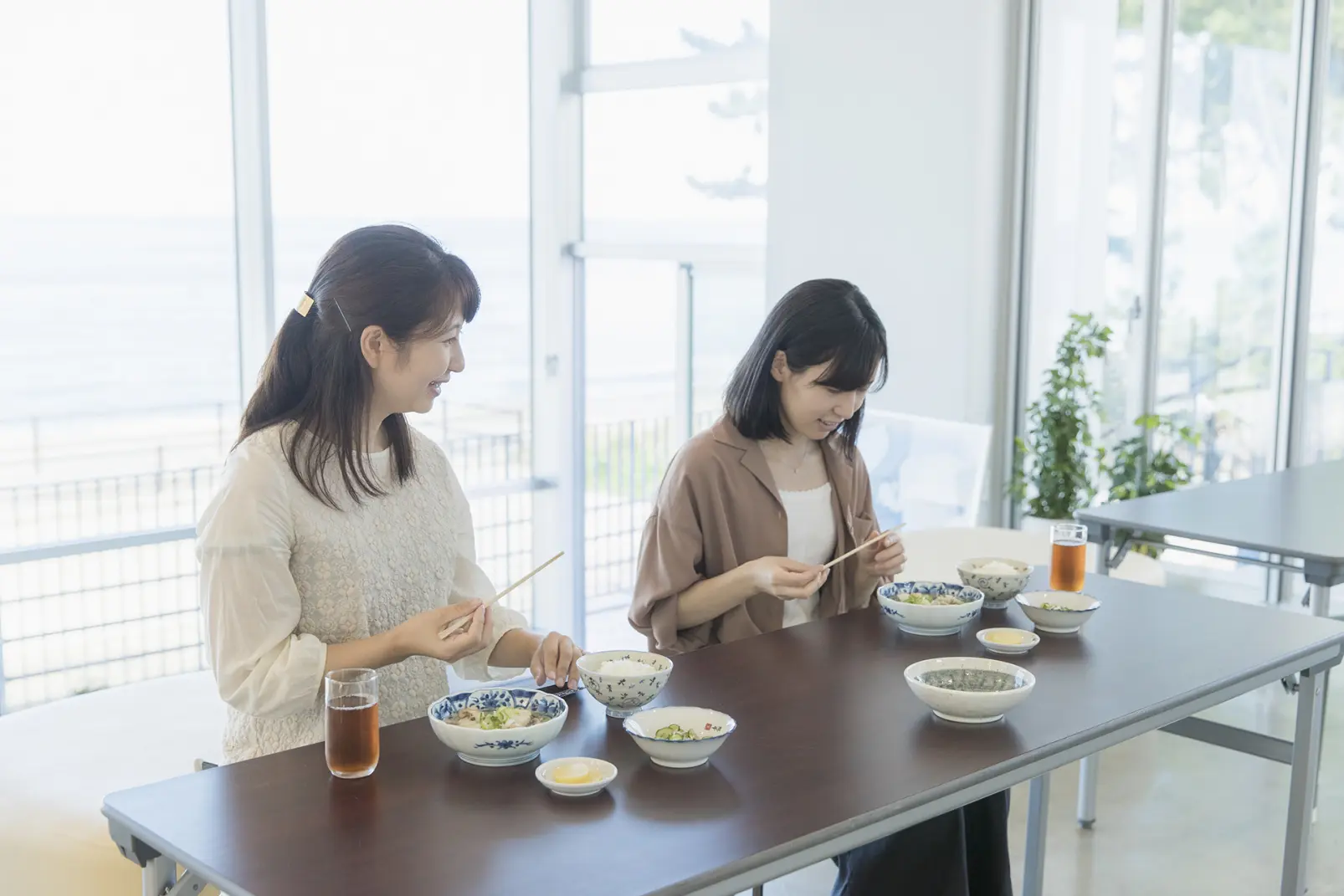 一杯目と二杯目では味が違う、タラ汁の奥深さ-5