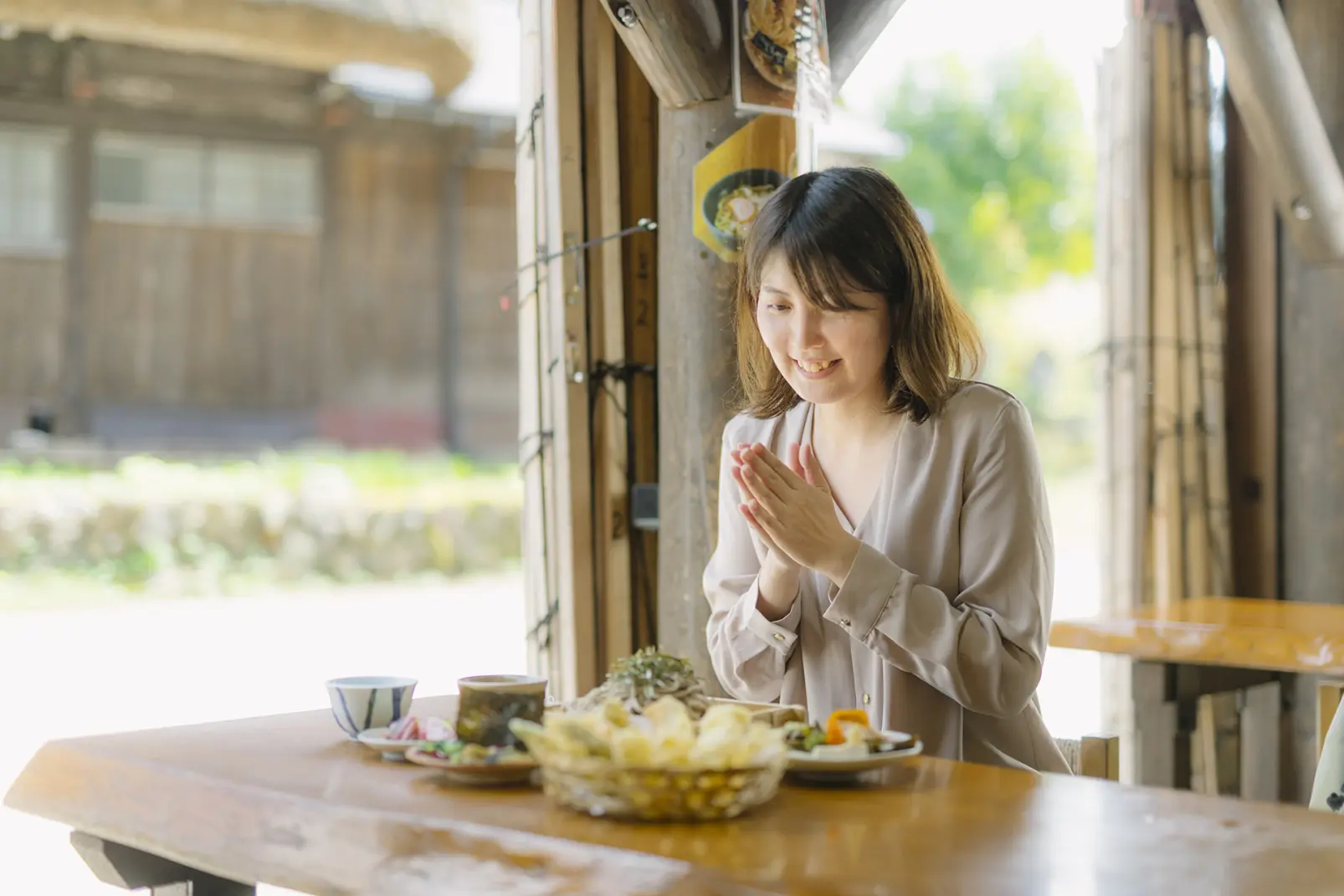 名物づくしの「山のご馳走ランチ」に満たされる-0