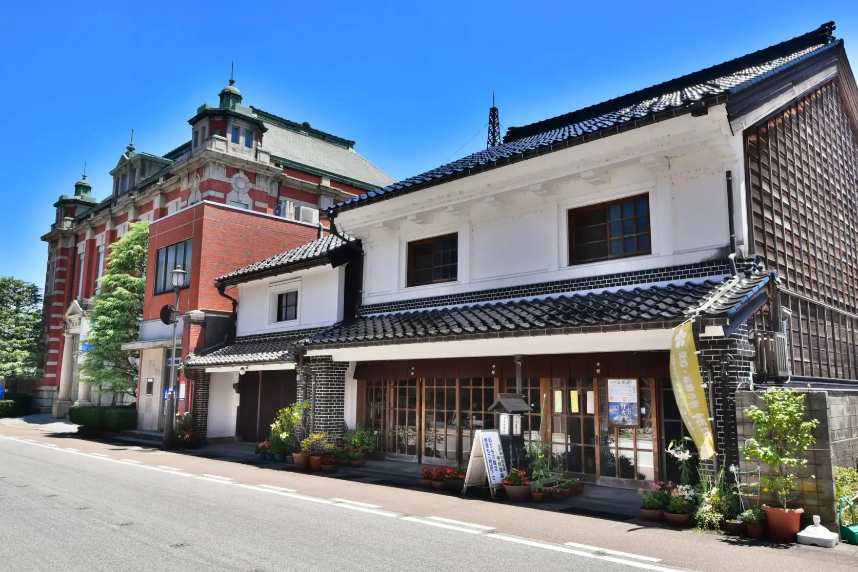 日本遺産に登録された富山の町並み「山町筋」(高岡市)-0