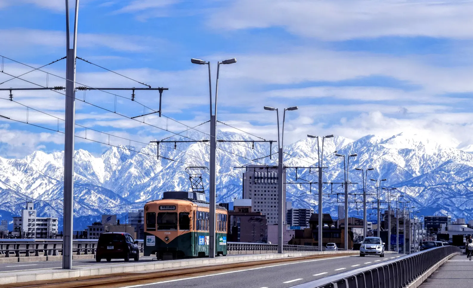 富山駅南エリアのおすすめ観光スポット-0