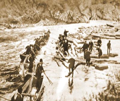 木材の運搬を担ってきた庄川-0