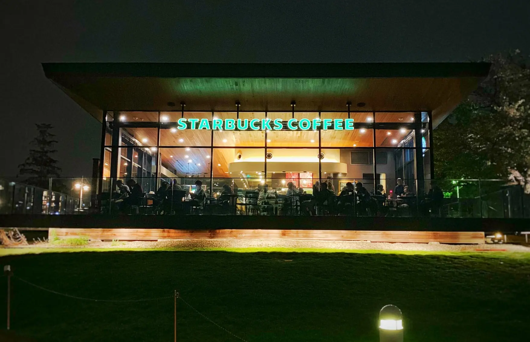 スターバックスコーヒー 富山環水公園店【富山市】-2
