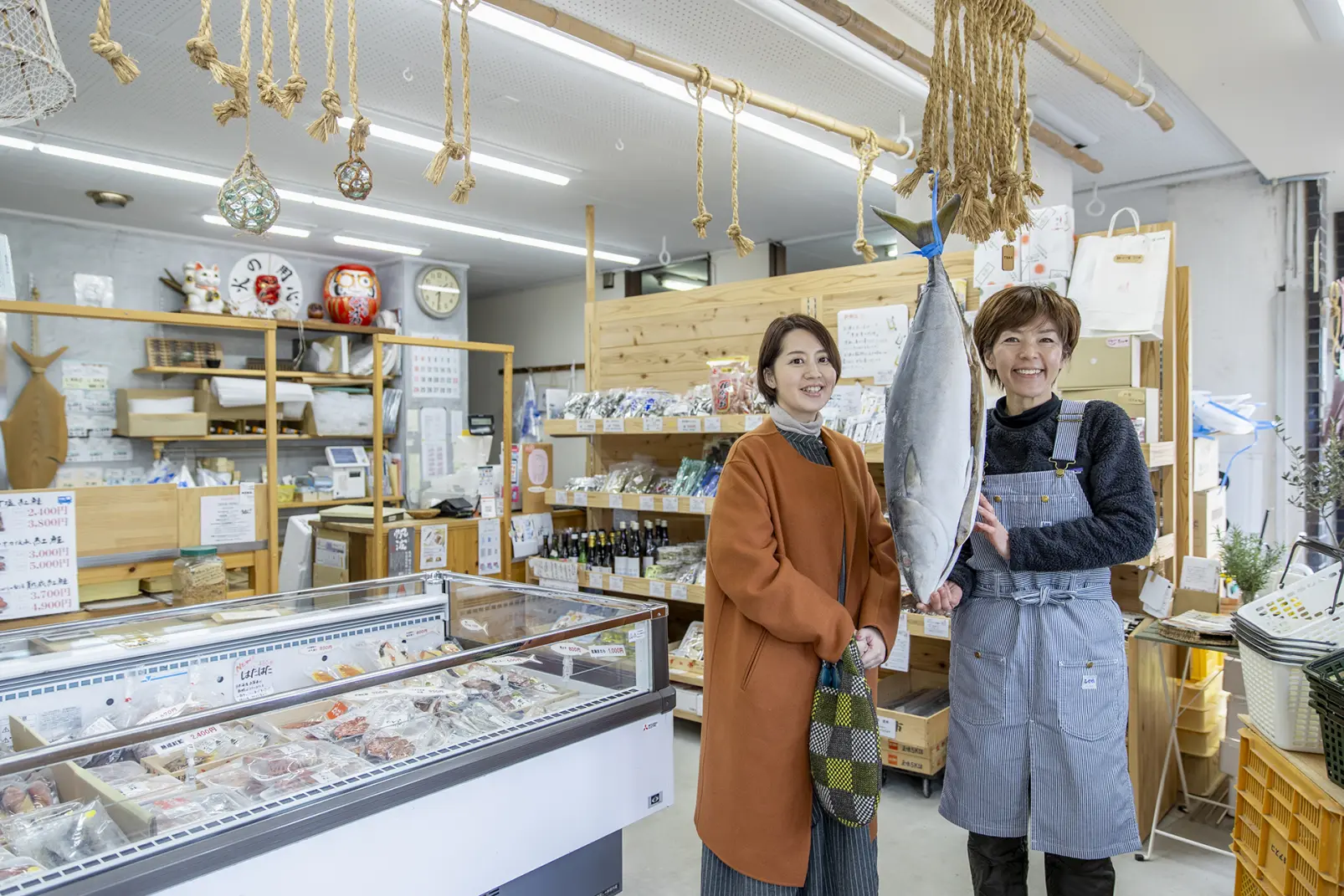 13:30 ｰ ハマオカ海の幸｜【暮らし・水循環】
魚津の水循環によって育まれた地魚を加工-0