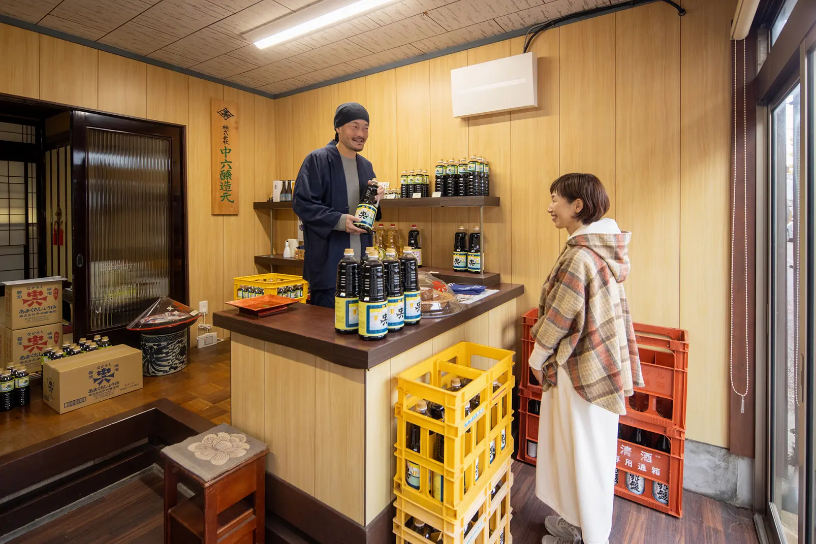 13:00 ｰ 中六醸造元｜【食文化】
漁師町の食卓に欠かせない「中六醤油」をお土産に-0