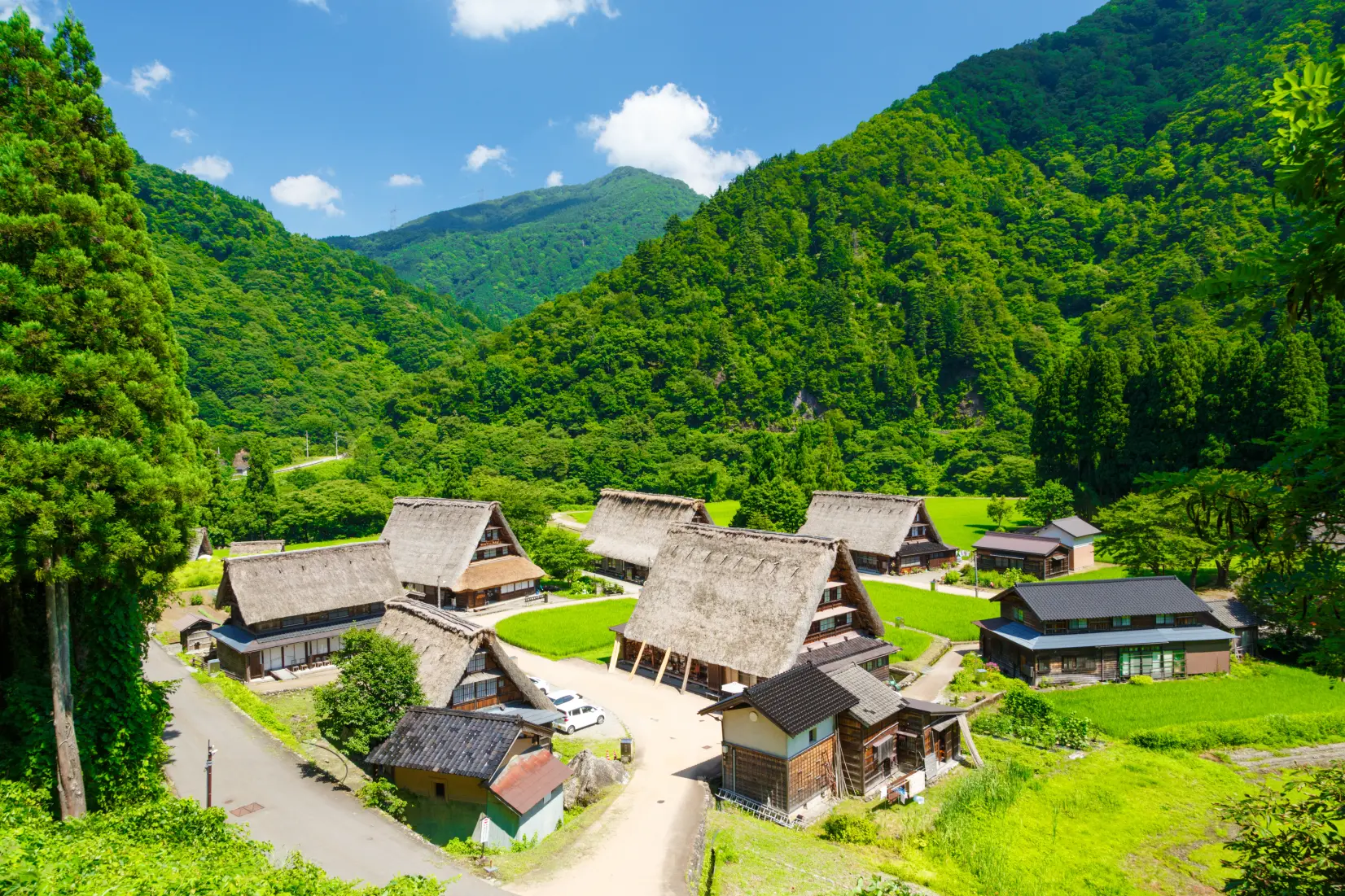 １　世界遺産五箇山合掌造り集落-1