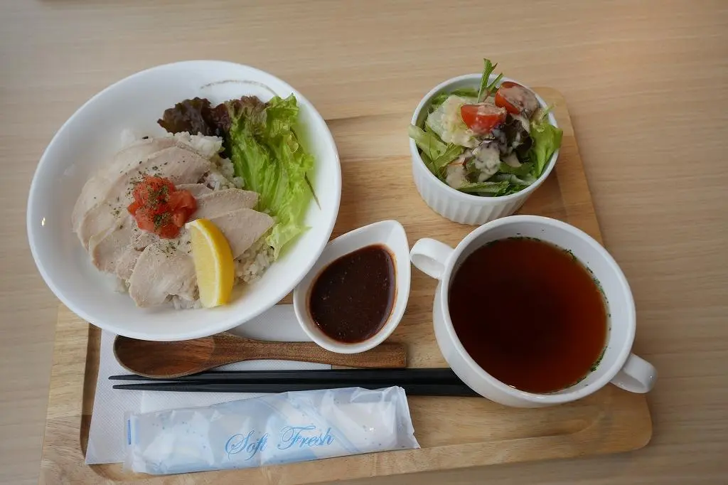 Attraction ⑥: Don’t Miss the Museum Store and Cozy Cafe!-6