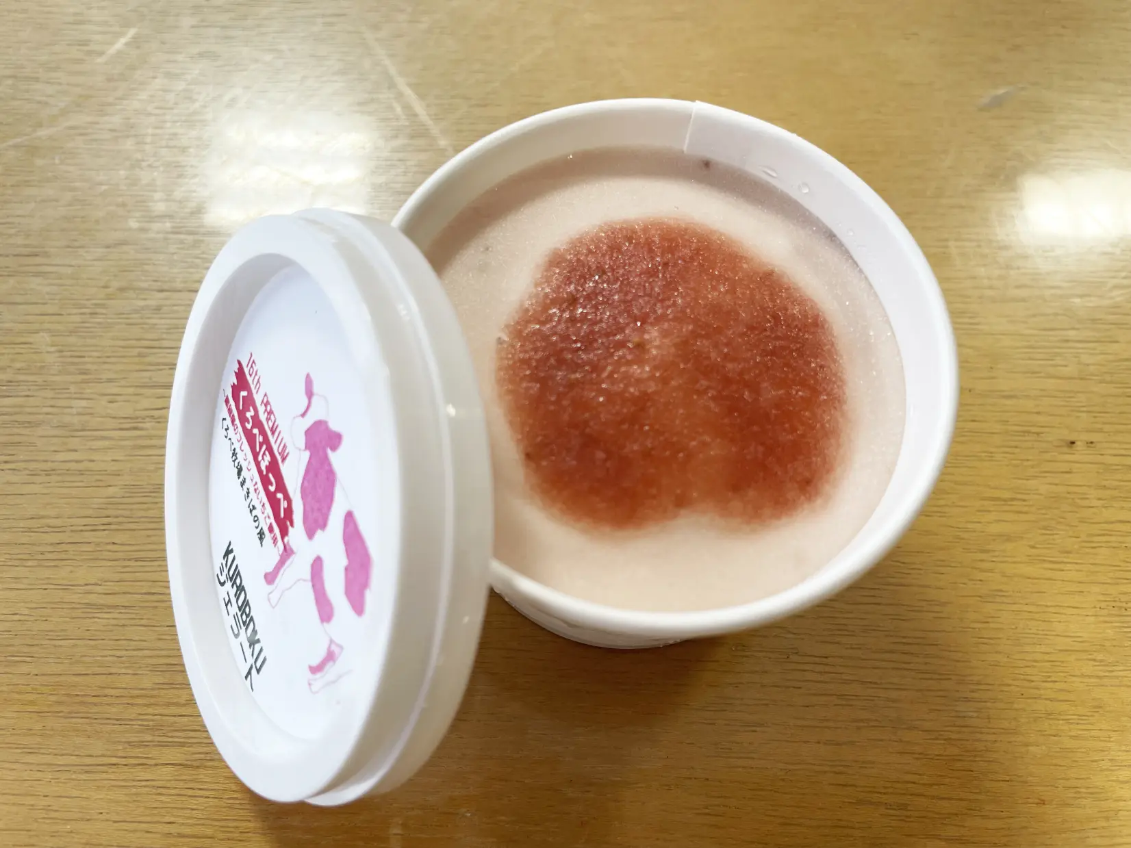「くろぼく」の牛乳と地元黒部市産のフルーツを使ったコラボスイーツ-0