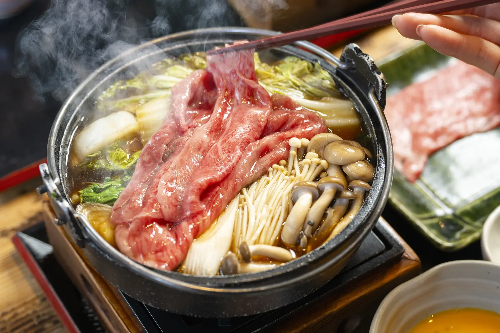 飛騨牛も堪能できる、日本酒のテーマパーク-1