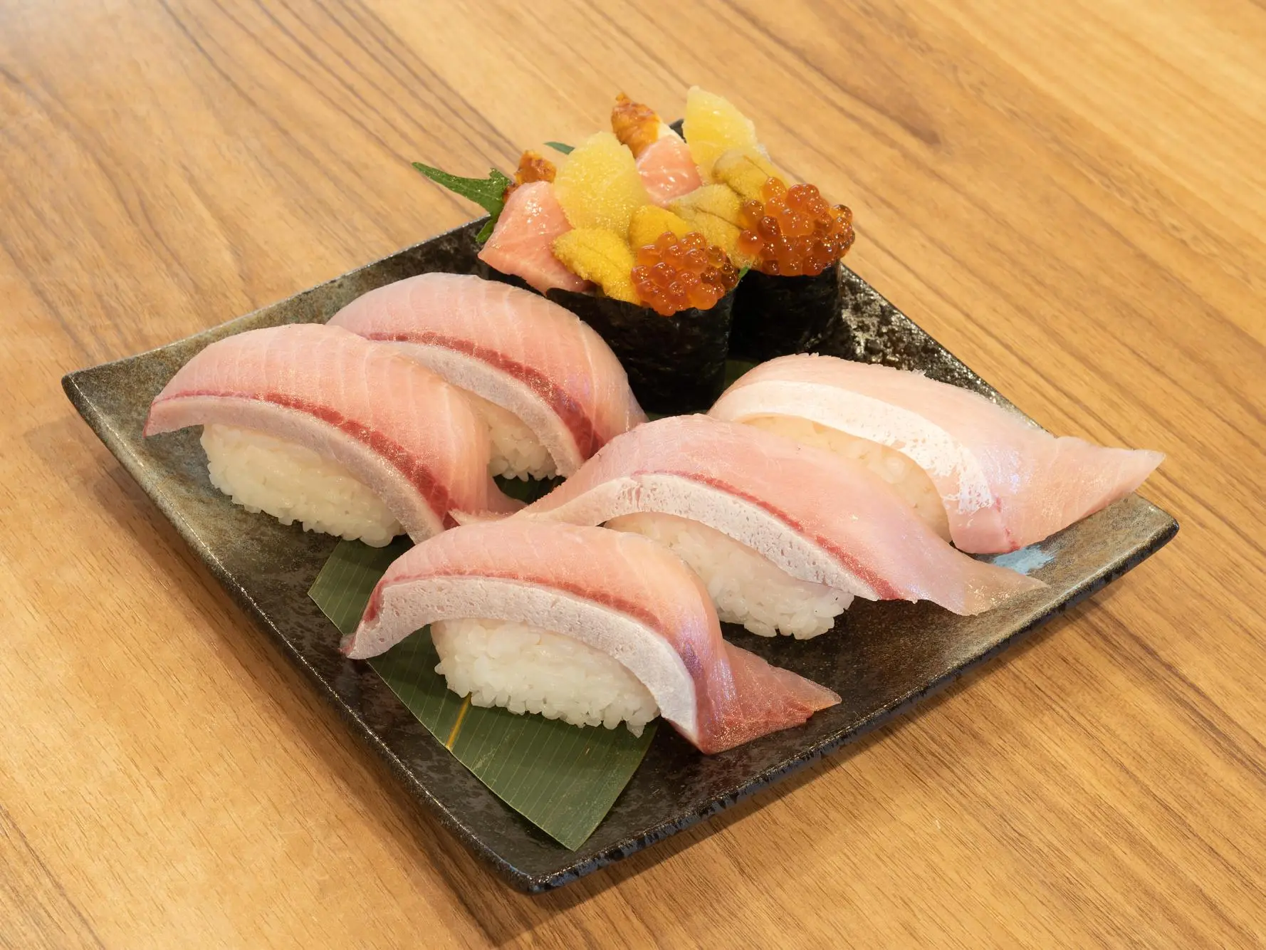 ４　きときと寿し氷見本店（氷見市）-0