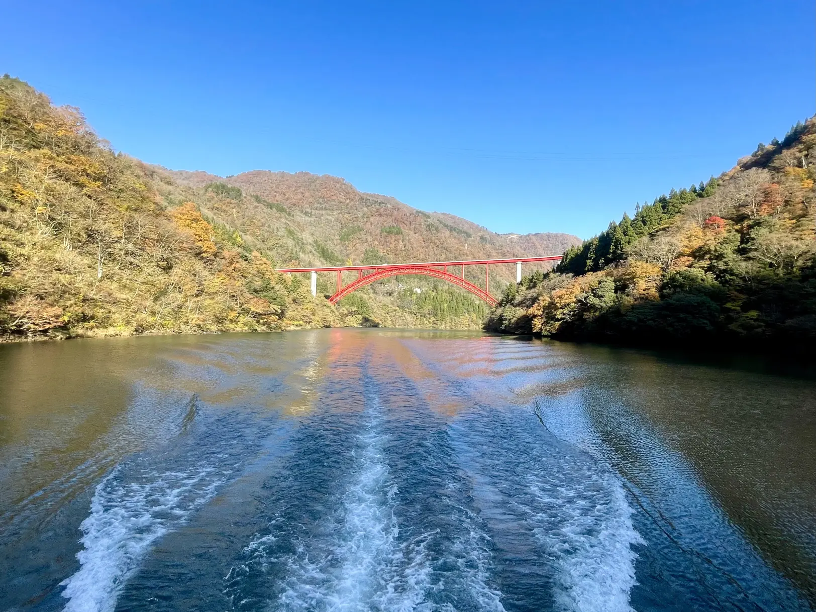 4 庄川峡遊覧船（砺波市）-2