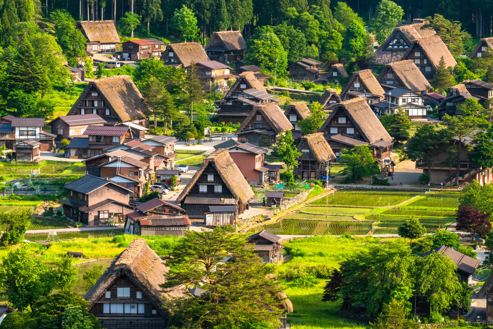 五箇山と白川郷の特色-0