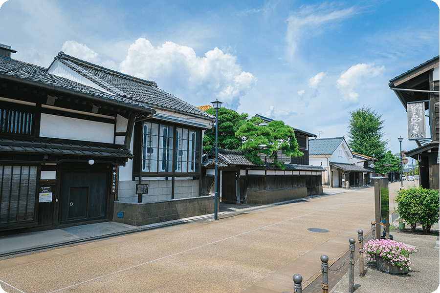 Enjoy A Sake Tour in Iwase, Which Flourished as a Port of Call for Kitamaebune Trade Ships. ~A Toyama Tour with Delicious Seasonal Food <Iwase Area Edition>~-1