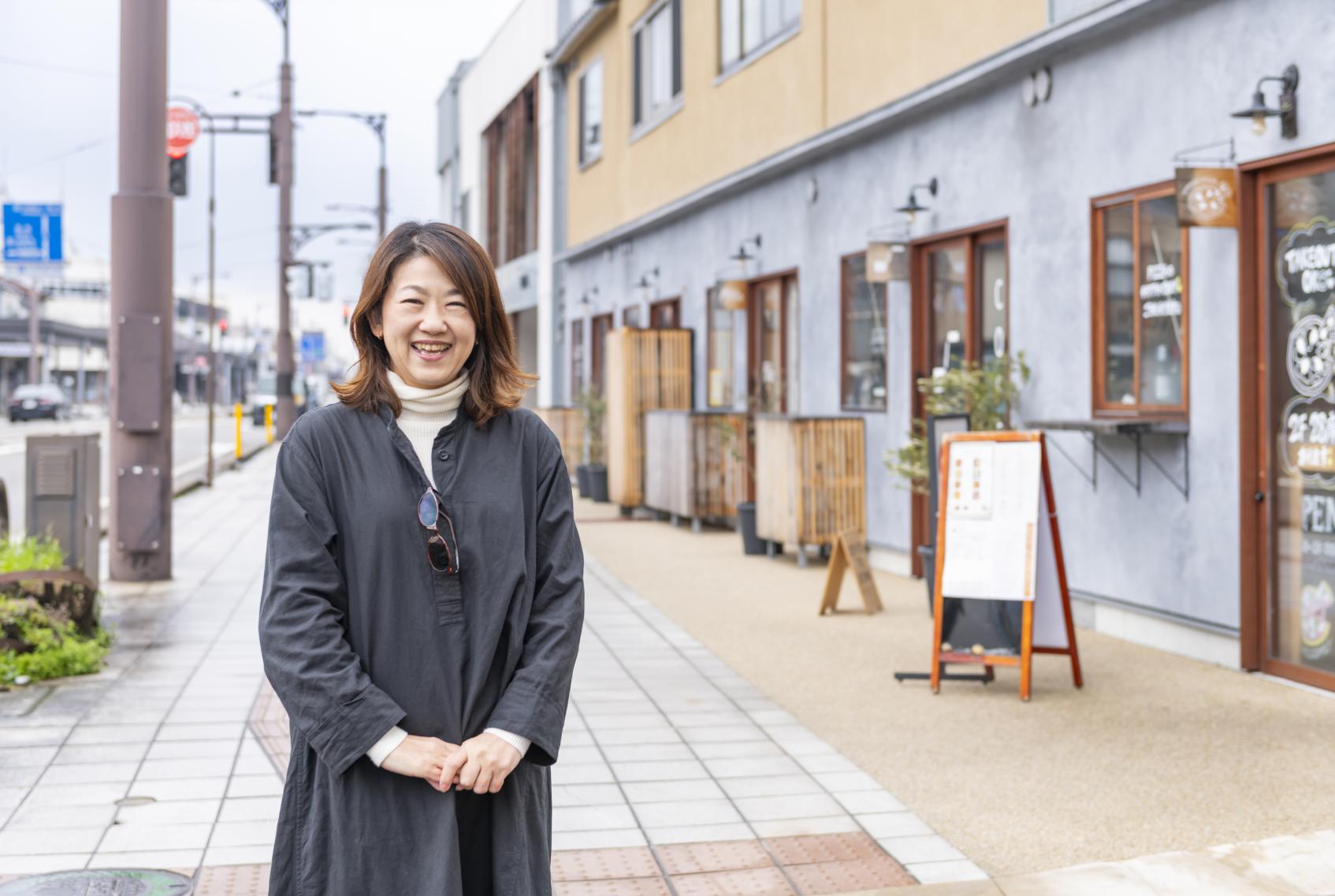 街のにぎわいをみんなで生み出す
「たかまち鑑定法人株式会社」服部恵子さん-1