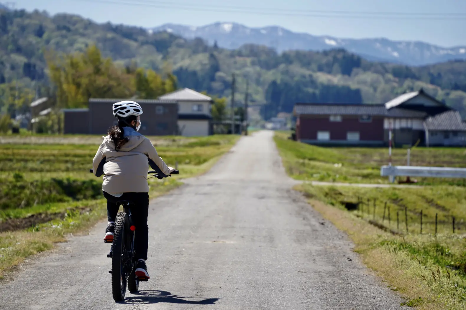 Trip by e-bike to enjoy beautiful Satoyama landscape nurtured by　the Tateyama Mountain Range-1