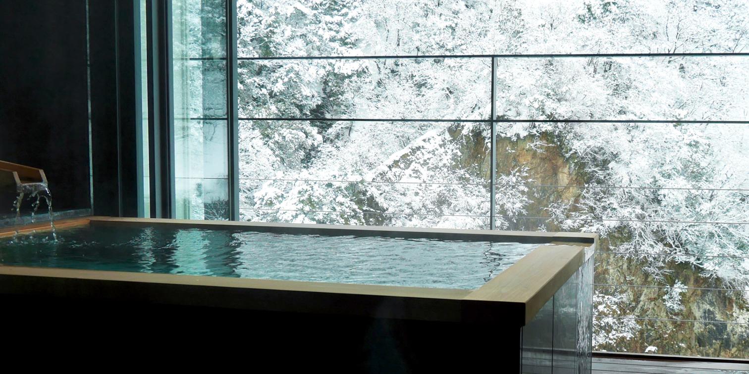 美肌の湯・宇奈月温泉で起きた異変！ 美肌成分が増した雪見温泉風呂を満喫しよう-1