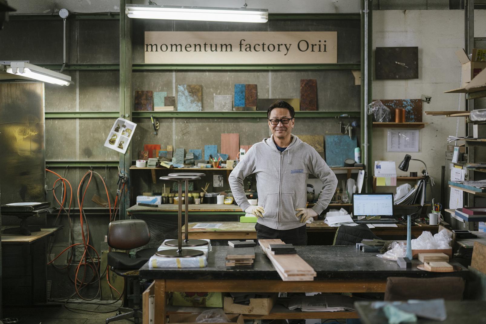 世界への道を切り拓いた「Oriiブルー」。折井宏司さんが歩んだ、危機から継承への道筋。