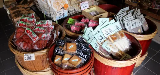 土産・食事処　天ぷら与八-5