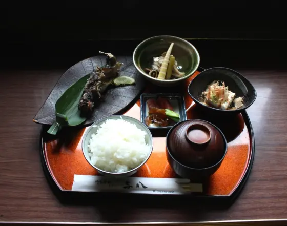 土産・食事処　天ぷら与八-0