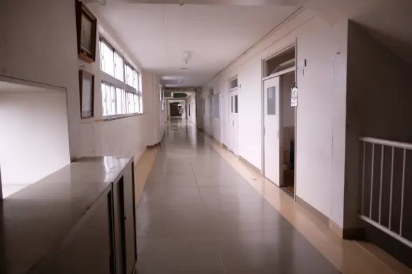 旧鷹施中学校-1